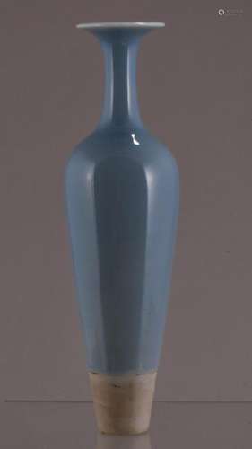 Porcelain vase. China. 19th century. Claire de lune glaze. K'ang H si mark on the base, 7