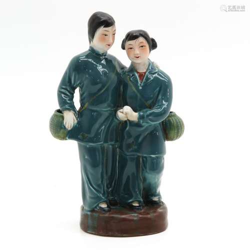 A Cultural Revolution Sculpture of Chinese Couple ...