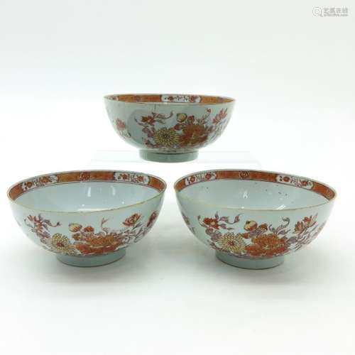 A Series of 3 Bowls Orange and gold floral decor, ...