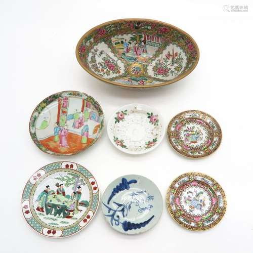 A Diverse Lot of 7 Plates & Bowl Diverse decor and...