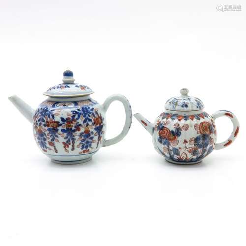 A Lot of 2 Imari Decor Teapots Tallest is 13 cm., ...