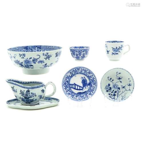 A Diverse Lot of Porcelain 7 items, including a se...