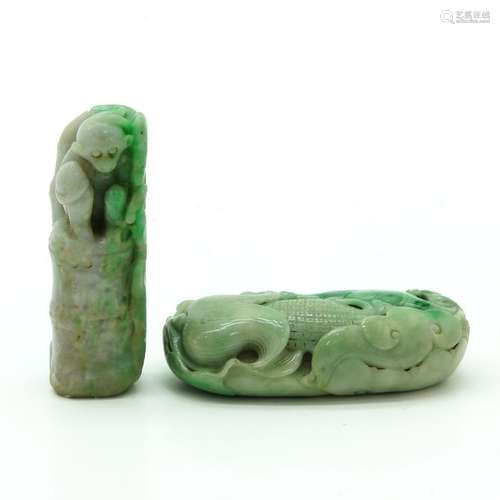 A Lot of 2 Carved Jade Sculptures Longest is 10 cm...