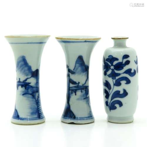 A Lot of 3 Blue and White Miniature Vases Floral a...