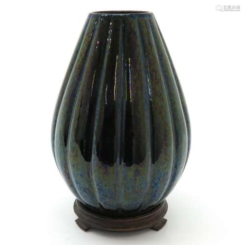 A Monochrome Ribbed Vase on Wood Base 26 cm. Tall ...