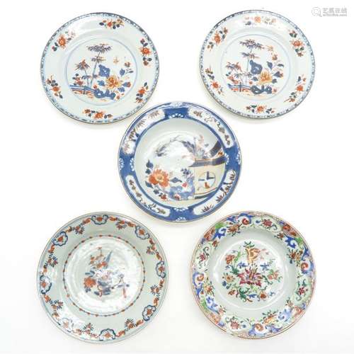 A Lot of 5 Polychrome Decor Plates In diverse patt...