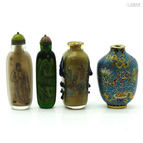 A Lot of 4 Snuff Bottles Including glass, crystal ...