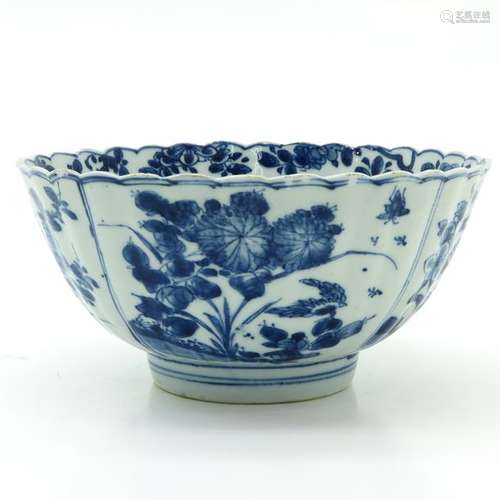 A Blue and White Scalloped Edge Bowl Alternating p...