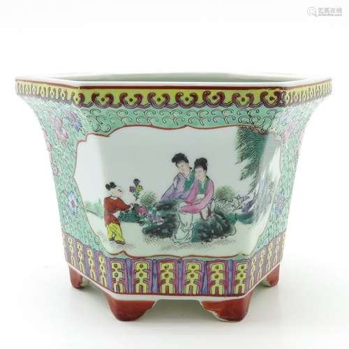 A Polychrome Decor Cachet Pot Depicting Chinese in...