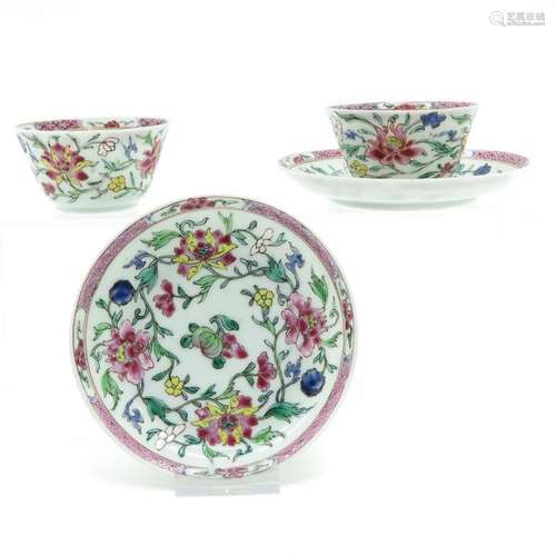 A Pair of Famille Rose Cups and Saucers Floral dec...