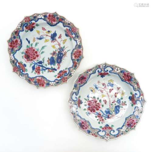 A Pair of Famille Rose Yongzheng Plates Floral dec...