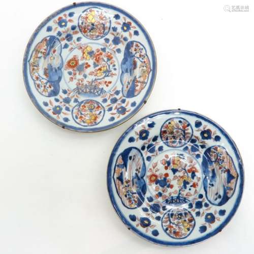 A Lot of 2 Imari Decor Plates Depicting florals an...