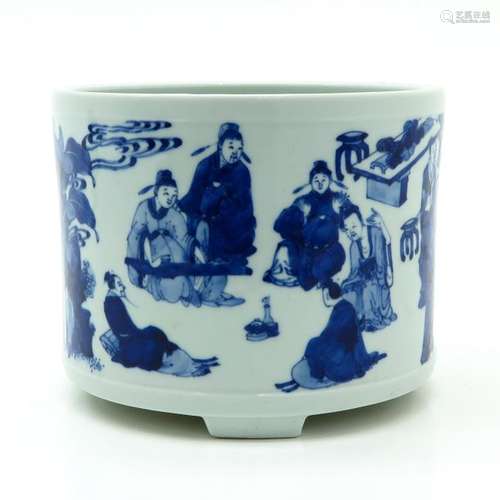 A Blue and White Brush Pot Depicting scenes with C...