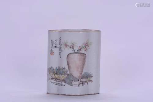 A FAMILLE ROSE LOBED BRUSH POT