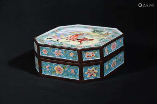 A PAINTED ENAMEL BRONZE BOX AND COVER