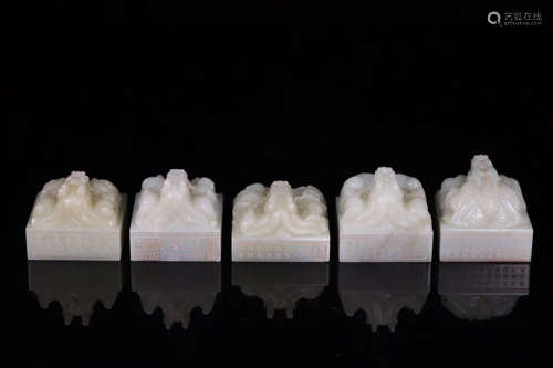 17TH-19TH CENTURY, A SET OF PALACE DRAGON DESIGN OLD HETIAN JADE SEALS, QING DYNASTY