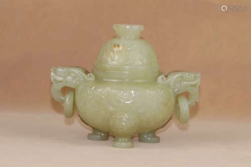 17-19TH CENTURY, A HETIAN JADE THREE-FOOT RING CENSER, QING DYNASTY