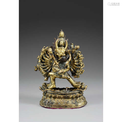 STATUETTE DE YAMANTAKA<R>en bronze doré rehaussé de polychromie