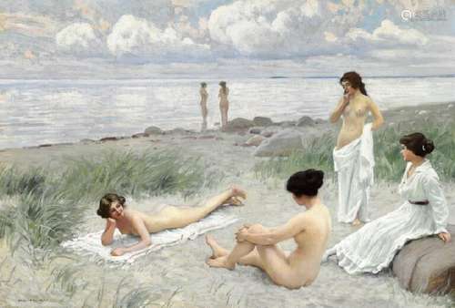 Paul Fischer: Bathing beauties on the beach. Signed