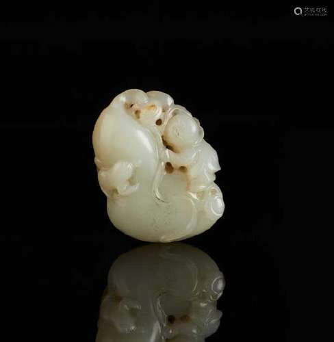 CHINESE CARVED WHITE JADE DOUBLE GOURD GROUP