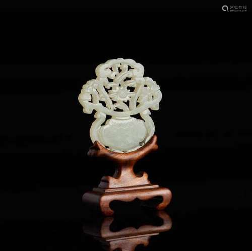 CELADON JADE PLAQUE OF FLOWER BASKET