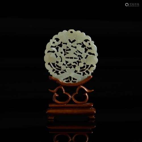 CELADON JADE CARVED CIRCULAR PLAQUE