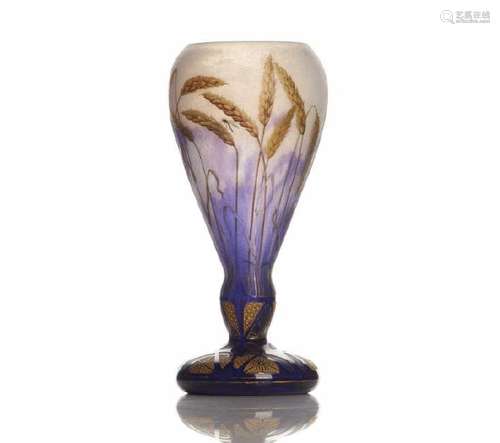 DAUM NANCY FRENCH CAMEO GLASS VASE