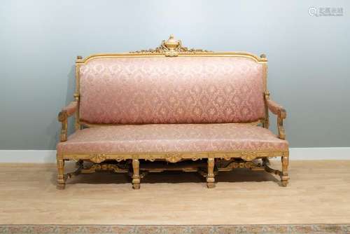 FRENCH CARVED GILTWOOD SETTEE