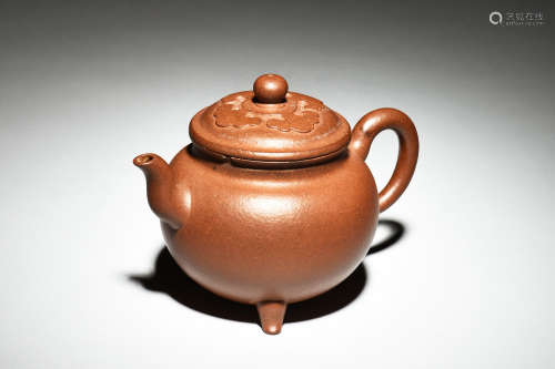 YIXING ZISHA TRIPOD TEAPOT