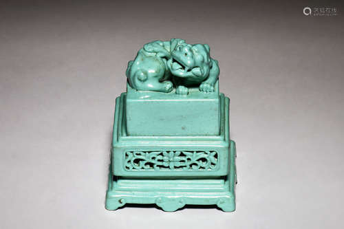 TURQUOISE GLAZED SEAL STAMP AND STAND