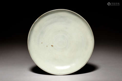 CELADON GLAZED DISH