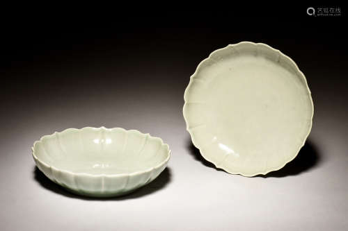 PAIR OF CELADON GLAZED LOBED DISHES