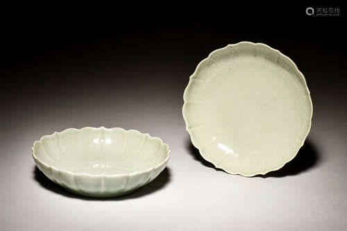 PAIR OF CELADON GLAZED LOBED DISHES