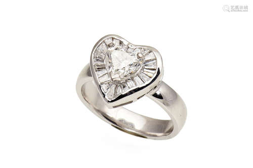 18K WG 1.06 CTS DIAMOND RING WITH EGL CERTIFICATE