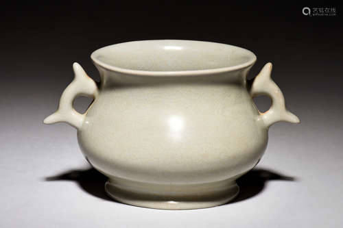 GUAN WARE PINK-CELADON GLAZED CENSER WITH HANDLES