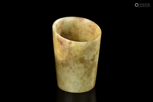 HONGSHAN CULTURE JADE CARVED RITUAL VESSEL