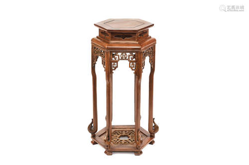 HUANGHUALI WOOD CARVED FLOWER STAND