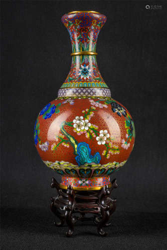 A Guangxu Cloisonne Enamel Vase, Republic of China.