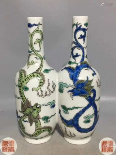 A DRAGON PATTERN CONNECTED VASE