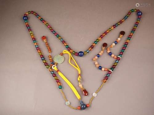 Long mandarin necklace - colorful beads made of Pekingglas, with differently sized lapis<br />beads, jade elements and drop-shaped agate hangings in filigree silver frames, total length ca.150cm (yellow cord additionally ca.43cm), China, older