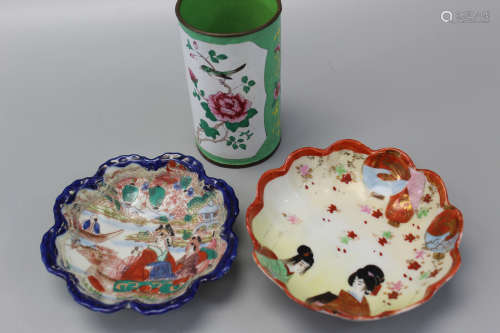 Three Asian decorative items.