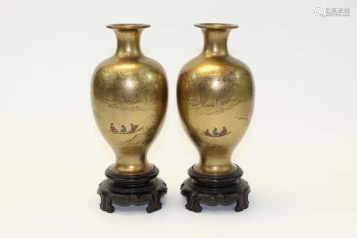 A pair of Japanese lacquer vases.