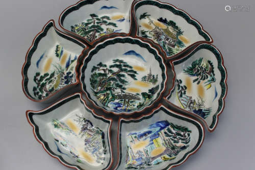 A set of Japanese porcelain fruit dishes.