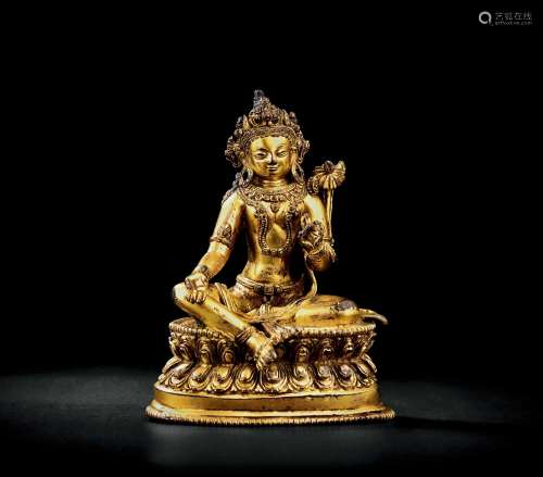 十六世纪 尼泊尔铜鎏金莲花手观音坐像