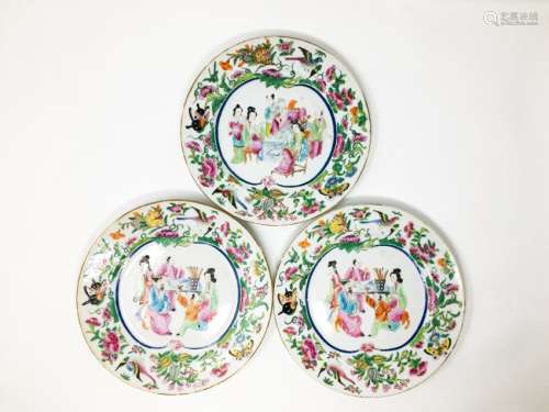Three 19th Guangcai 'Figure' Dishes