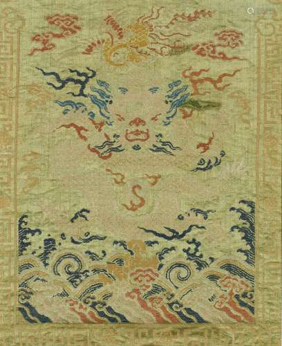 WOVEN SILK WITH DRAGON AND FENGHUAN.