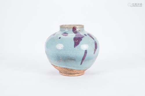 Chinese jun ware porecelain jar.