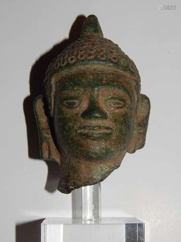 Tête de bouddha, en bronze. Cambodge, XVIIIème s. ...