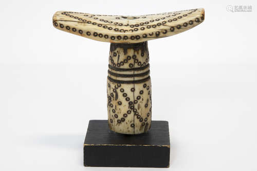 rare, old African Congolese ‘Lega’ neckrest in ivory (and natural resin) with nice patina