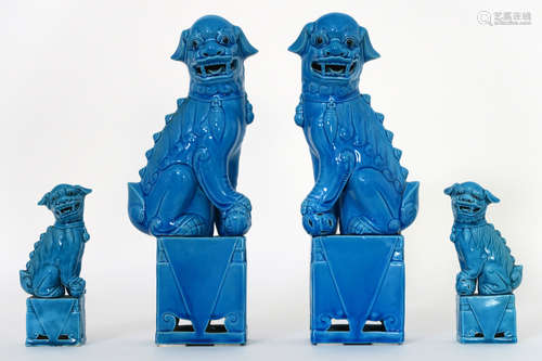 two pairs of Chinese “fô dogs” in porcelain